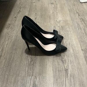 Women’s black classy Ted Baker bow pumps size 39.5